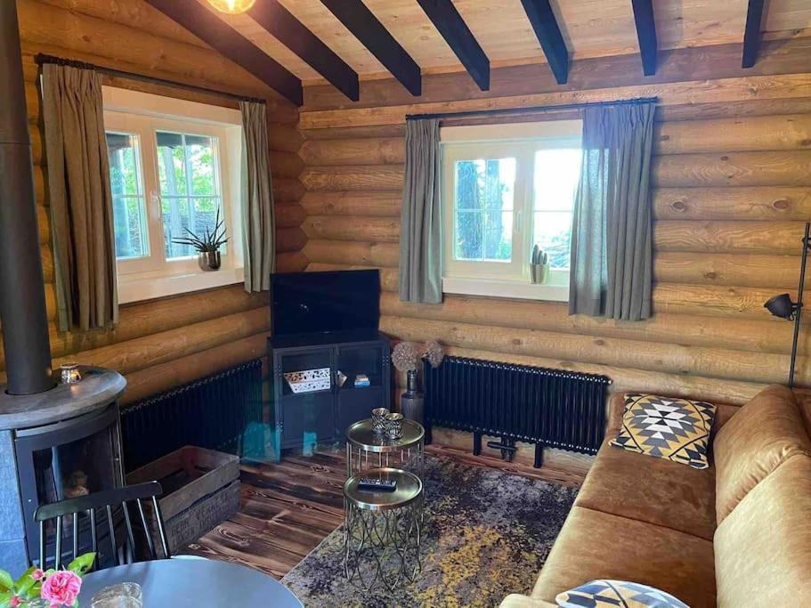 Knusse En Gezellige Blokhut De Bijenstal Dedemsvaart Exterior foto